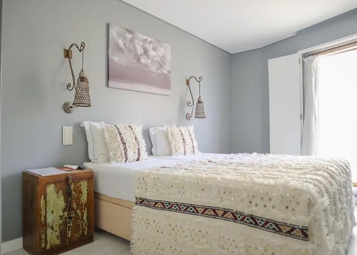 Casa Da Praca - Local Sesimbra