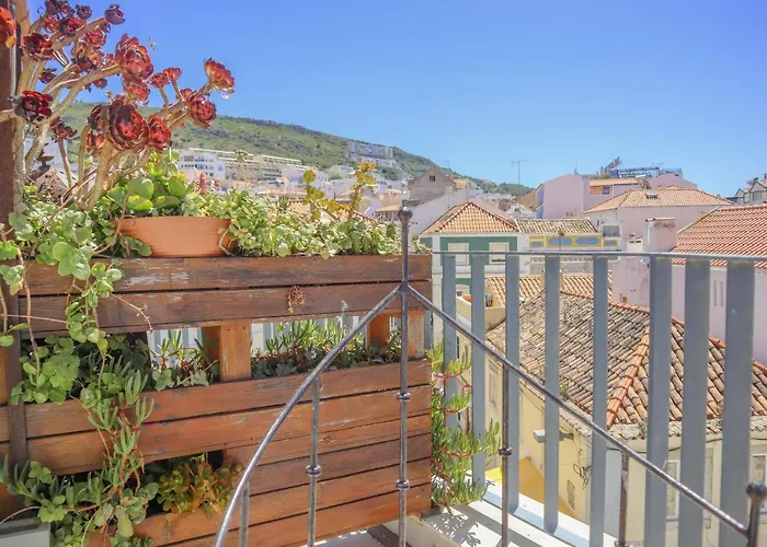 Konukevi Casa Da Praca - Local 4*