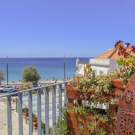 Casa Da Praca Affittacamere Sesimbra