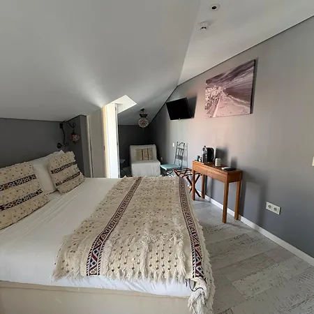 Casa Da Praca - Local 4*