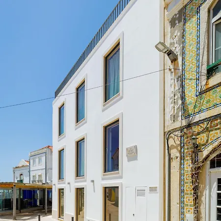 بيت ضيافة Casa Da Praca - Local 4*
