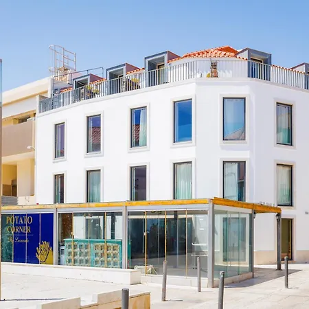 Penzion Casa Da Praca - Local Sesimbra