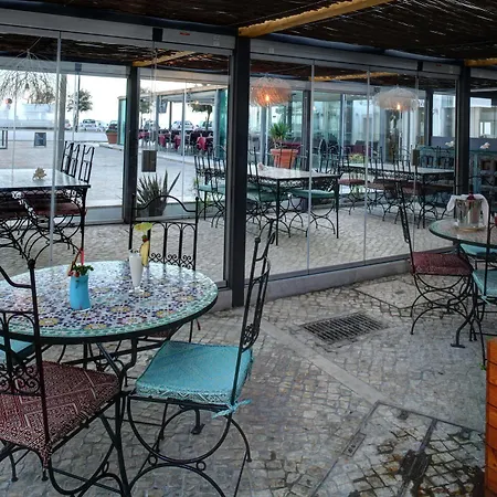 Pensjonat Casa Da Praca Sesimbra